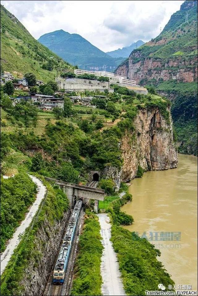 胶济客专,冲破雪雾的crh380b.