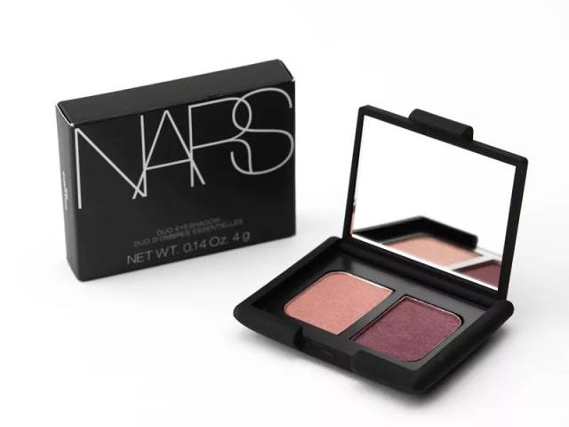 nars双色眼影,色号吉隆坡,在十六铺生活馆有售,4克/盘 限时特惠价