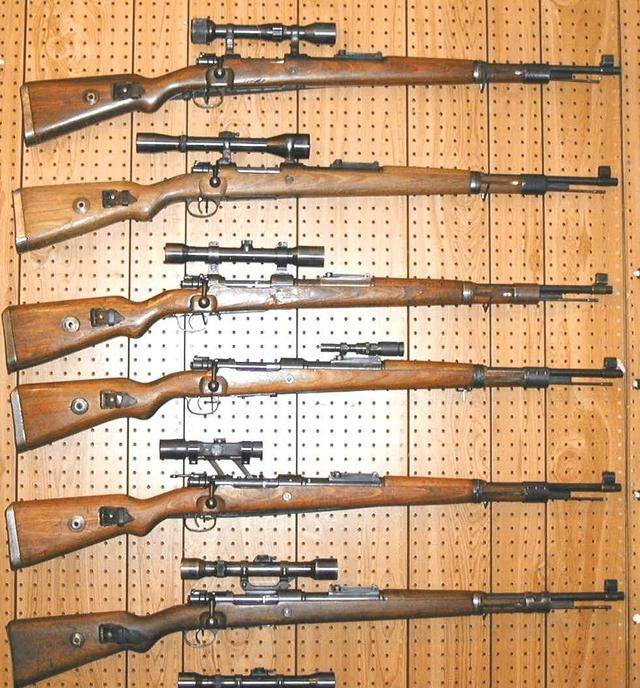 kar 98k全称为 karabiner 98 kurz:德军狙击手专用枪,配备光学瞄准镜