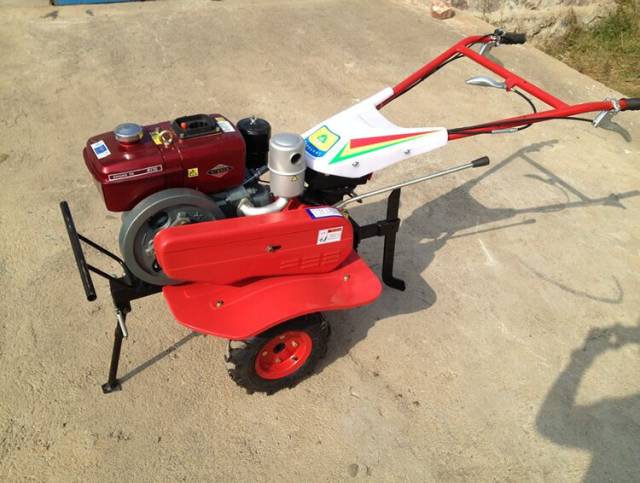 旋耕锄草松土机厂家价格 小型微耕机_手机搜狐网