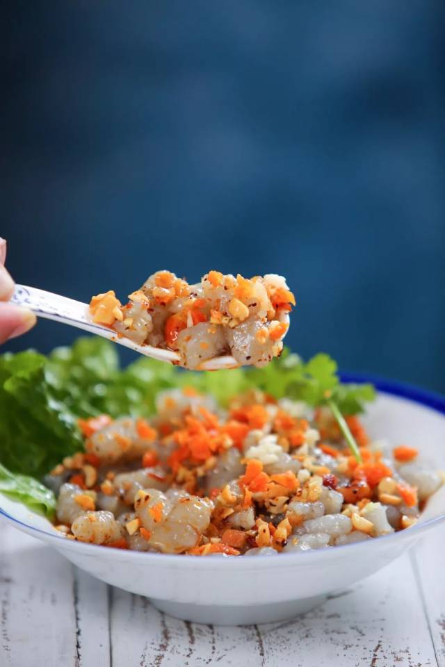 特发声明:徐州六中对面的龙虾馆太不务正业!但