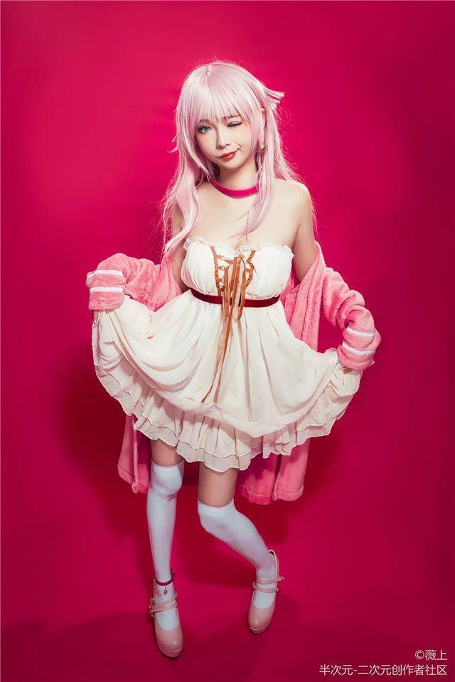 今天份的粉色小野猫!《k》中neko的cosplay欣赏