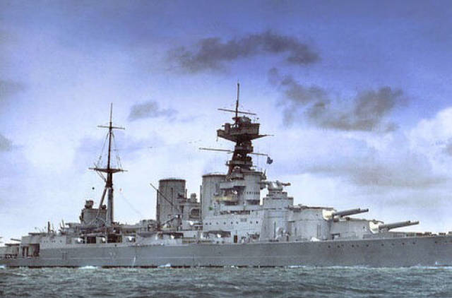 二战时期英国皇家海军的骄傲胡德号