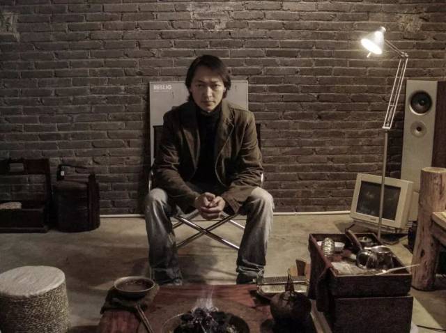 彭涛北漂时,冬季回到云南罗平红岸空间.