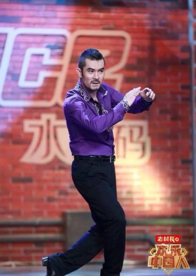 新疆踢踏舞团再登央视!舞王亲自出马,全场观众惊呼不断!