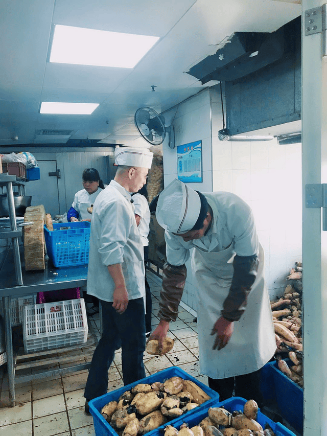 中恒三三股份公司-易通商城 以购代捐爱心帮扶