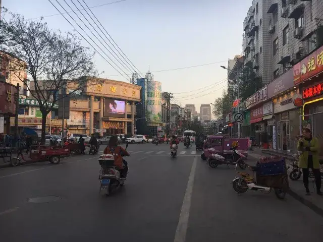 寻找许昌老味道,在这条街吃过10家以上才算是顶级吃货.