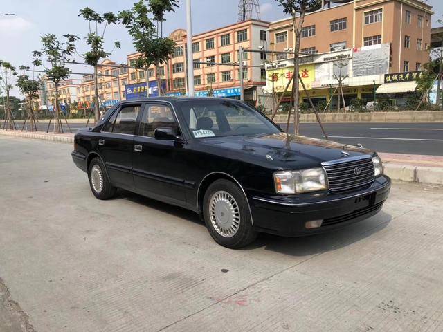 广东车友花3.6万元收藏一辆二手丰田皇冠155,其儿子表示不能理解