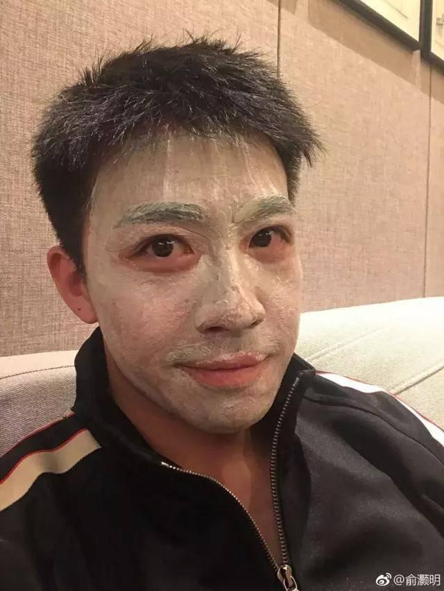 张翰,鹿晗,王宝强等男明星敷面膜大比拼,女人你也要赶紧敷起来!