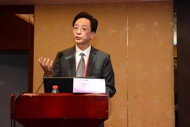 陈春晓 浙江大学医学院附属第一医院消化内科副主任 辩题方向