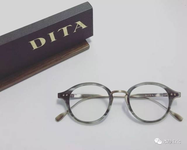 DITA# 新品SPRUCE 对每一个细节都以务必专注雕琢钻研，充分展现出对高