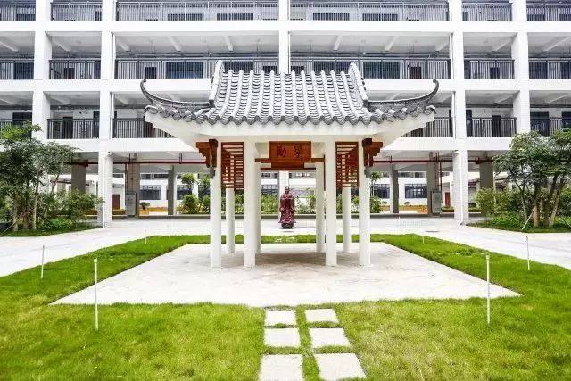 【走进校园】佛山四中打造智慧校园,呵护学生成长