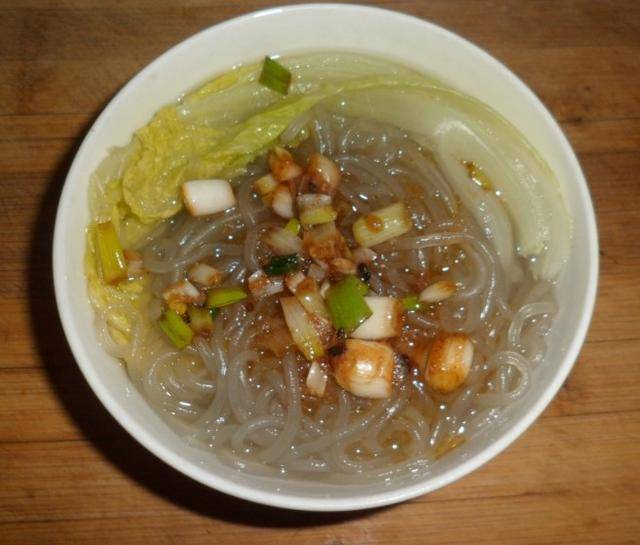 不可错过的平民小吃,来碗秘制酸辣红薯粉吧