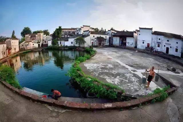 兰溪有个八卦村杭州有个八卦田我就问你晕不晕也是一脸懵逼只要是第一