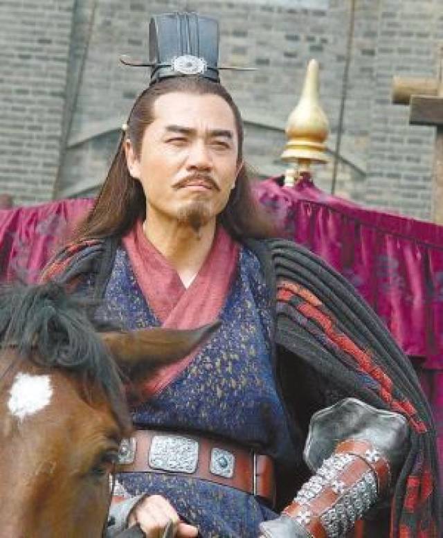 朱元璋岳父马二公是个富豪人家,后亡命定远与郭子兴结交,封徐王