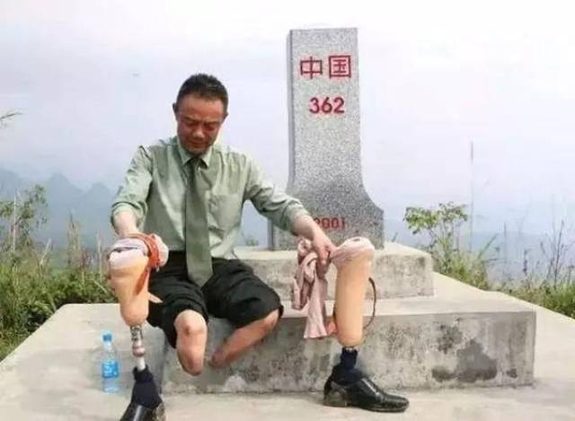 越战老兵回到当年战地(图注)关于顾克路,牺牲的细节有两种说法,可以