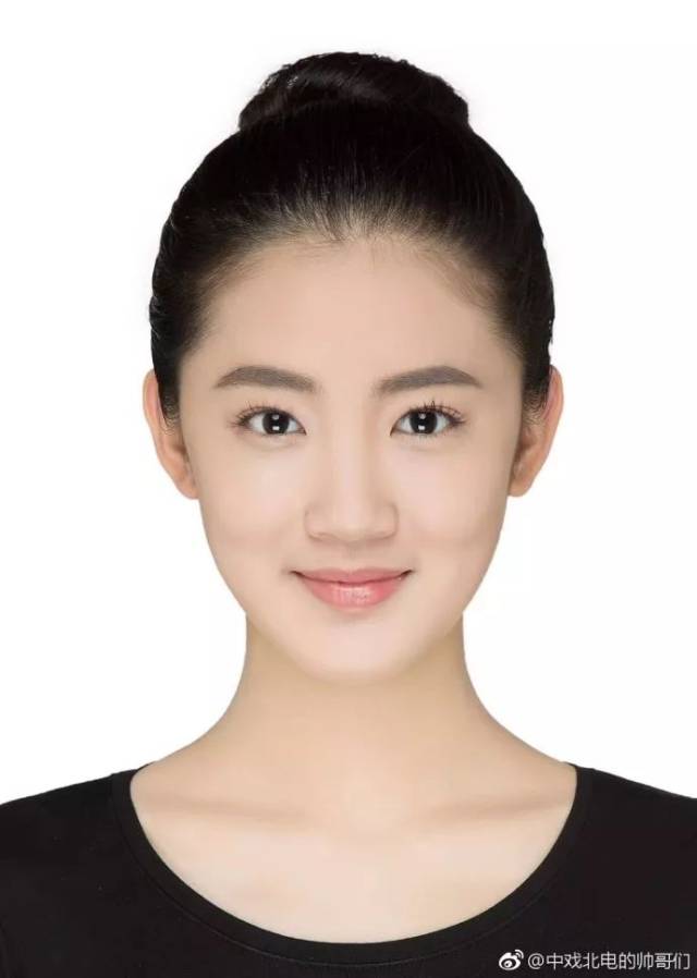 中戏,北电,上戏艺考生前几名公布了!没想到这几位"红人"成绩这么高!