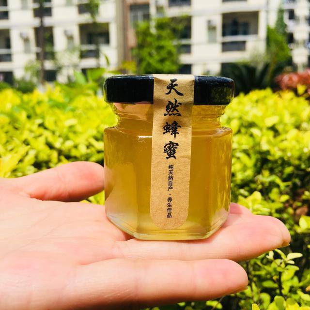 自家养的蜂蜜有保质期吗?(自己家养的蜂蜜保质期多长时间)
