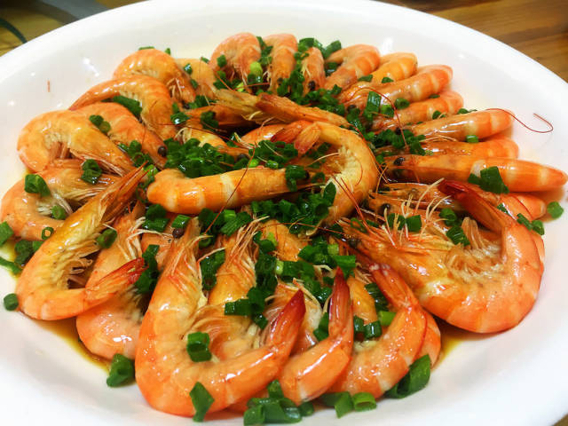 浪石老板超实诚!人均八十,山珍海味,吃到扶墙而出