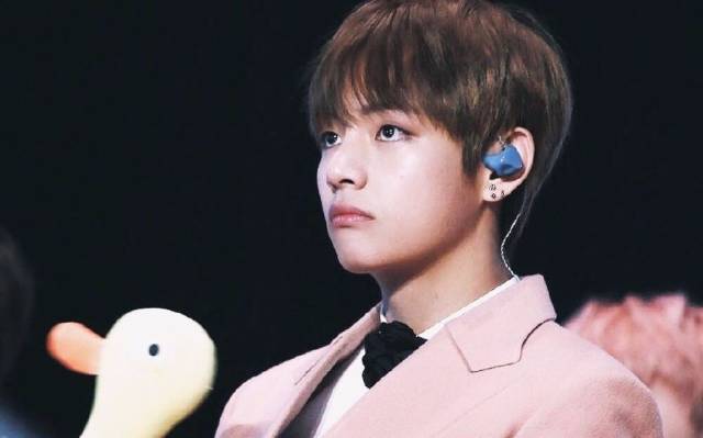 防弹少年团成soompi awards最大赢家,金钟铉获韩流特别奖