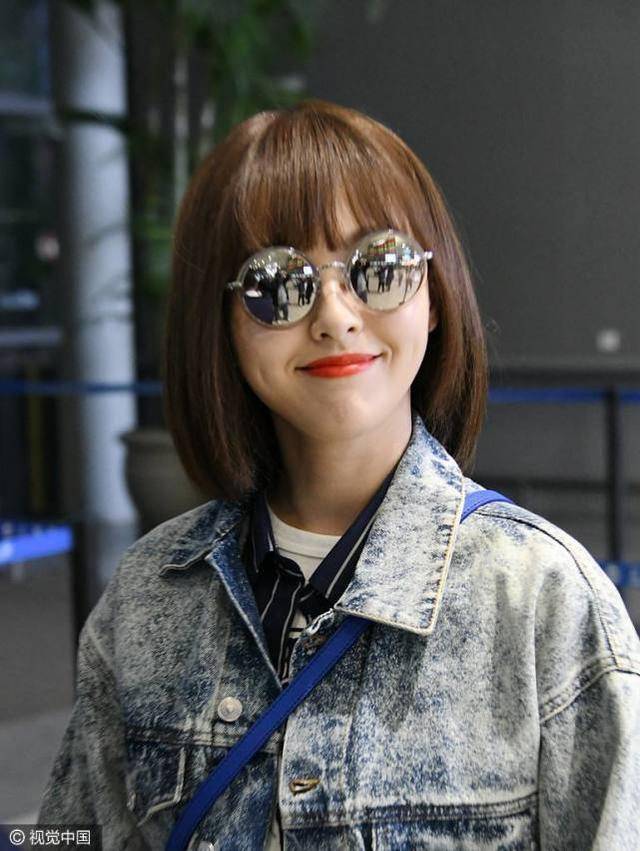 张含韵剪短发没获称赞反遭网友直呼老十岁,酸甜少女一去不复返!