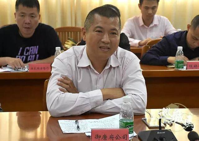 陈恩才区长表示,做大做强霞山餐饮业,需要政府和企业的共同发力.