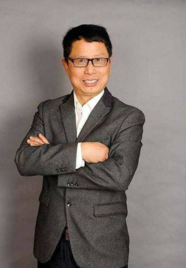 邹正华:我是大明星优秀选手4月29日由历往届《我是大明星》冠军团队等