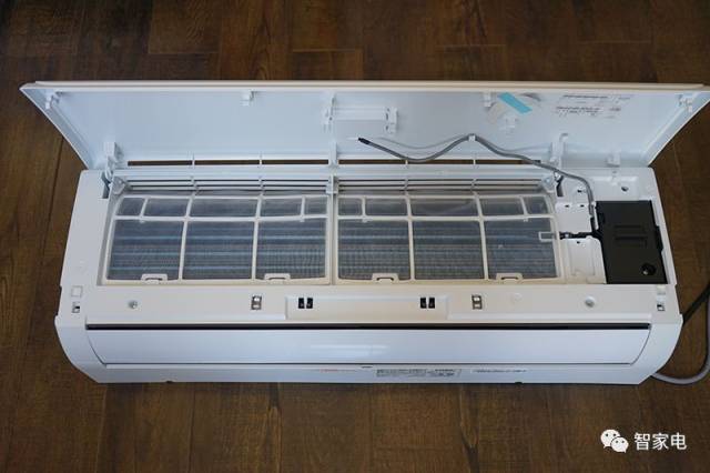 简约设计强劲动力,急速冷暖更静心:科龙空调荣耀王者系列新品深度评测