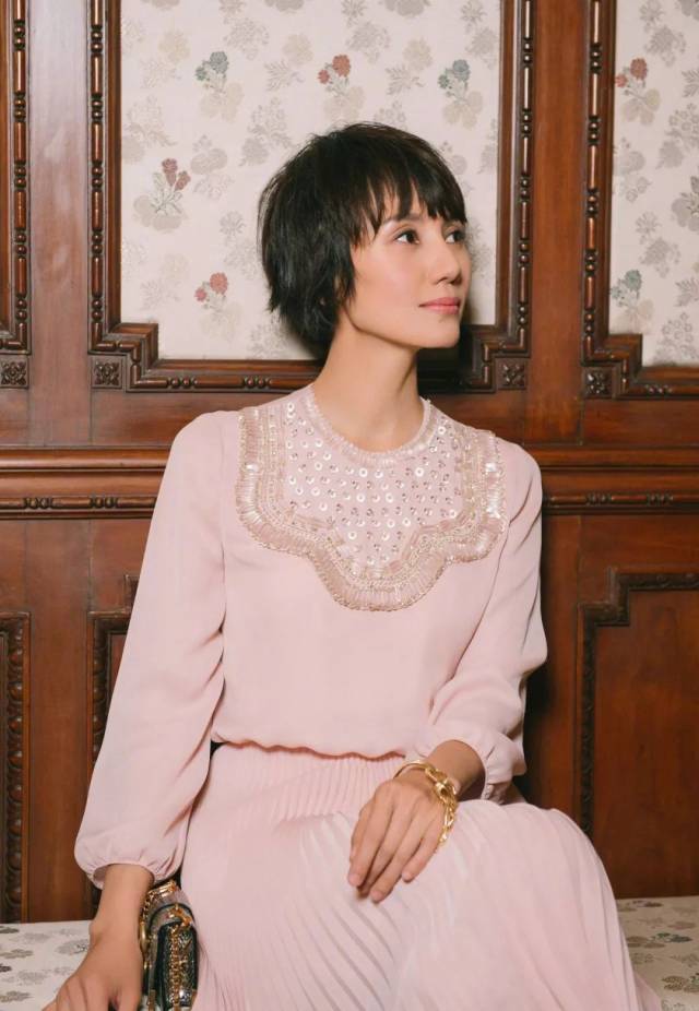 袁泉小时候被质疑外貌?长得好看也是罪过吗.