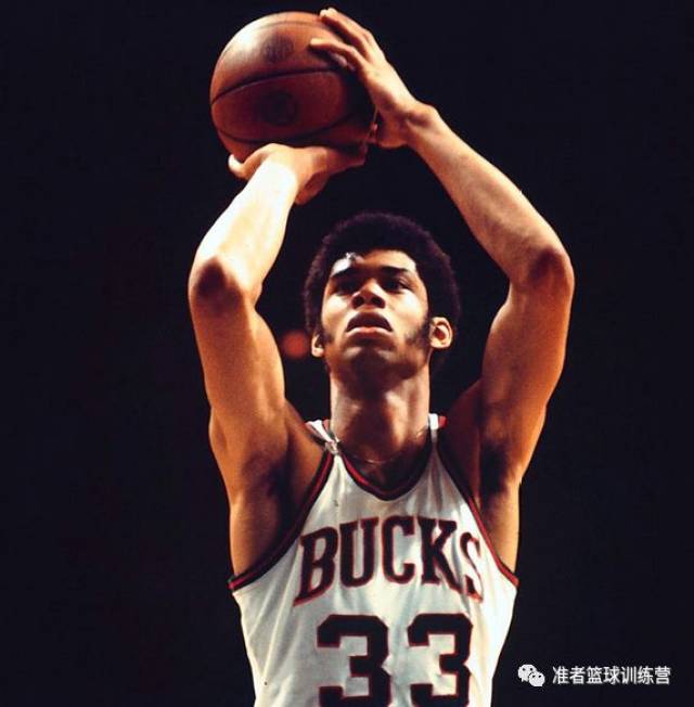 贾巴尔的天勾真的强到无可救药吗?