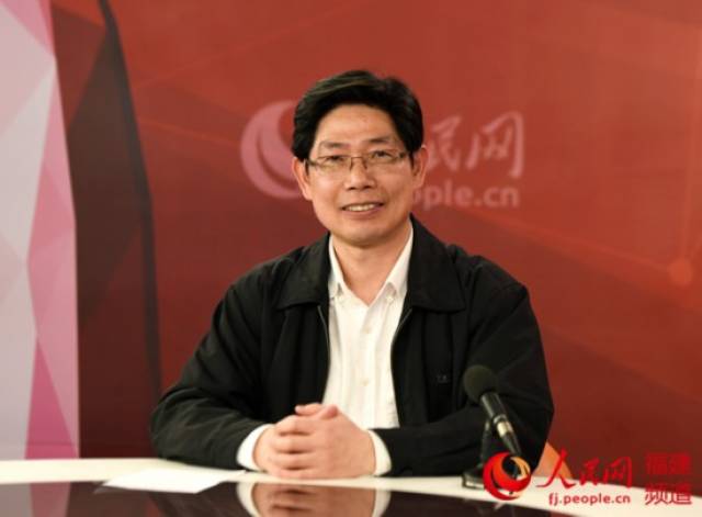 蔡荣富:推进电子政务建设 让办事像网购一样便捷