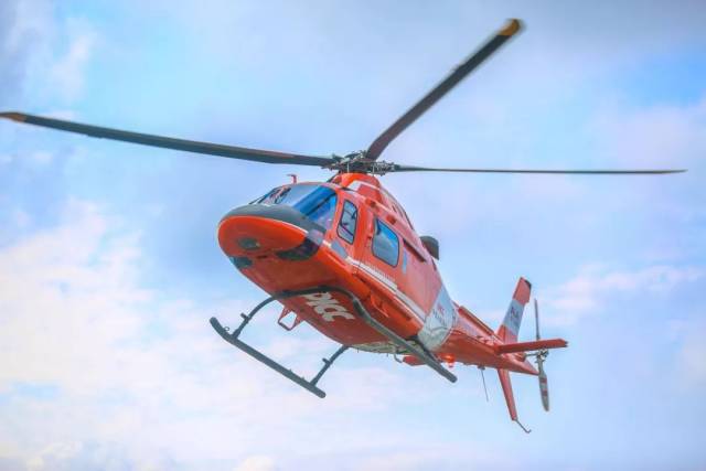 中国人保救援直升机