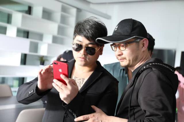 斯琴高丽出演影片《菲凡记忆》宁波拍摄中