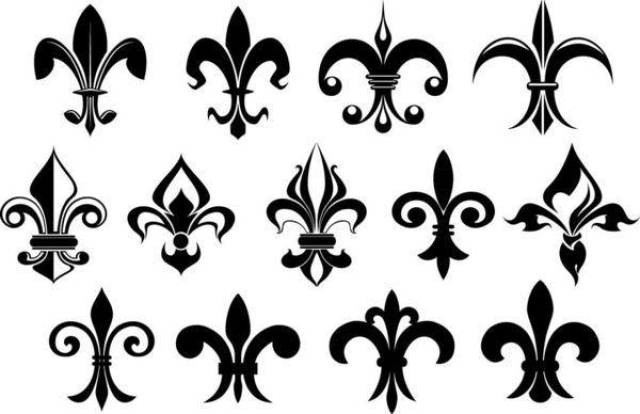 于佩尔佩戴的项链也引入了王室图腾鸢尾元素.