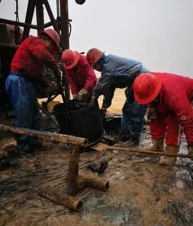 喀什修井专业修井捞泵洗井