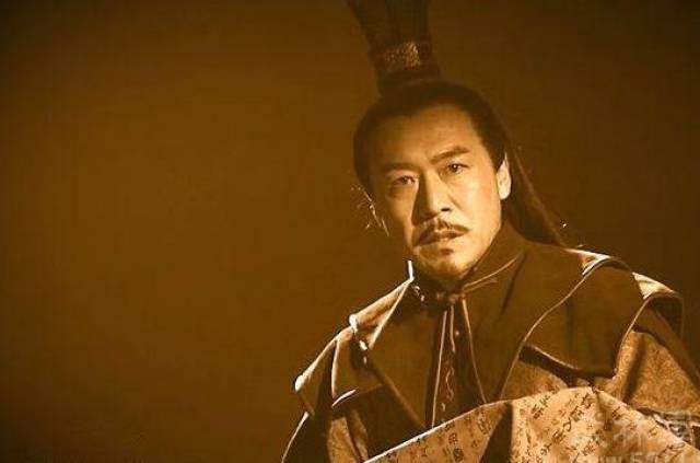 金庸把最阳刚的名字给了他,他也毫不愧对此名