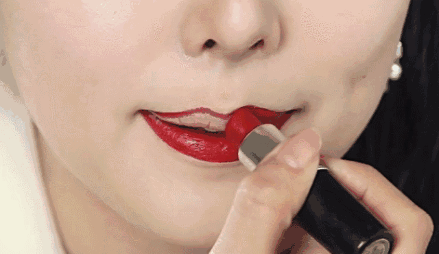 丘比特弓唇画了你就是迷人的小妖精