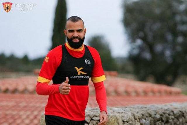 20岁入选巴西国家队,被保利尼奥逼离热刺,现被