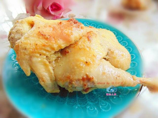 吃鸡不容易!而喷喷香的潮汕味,简单吃法是《南姜焗鸡》