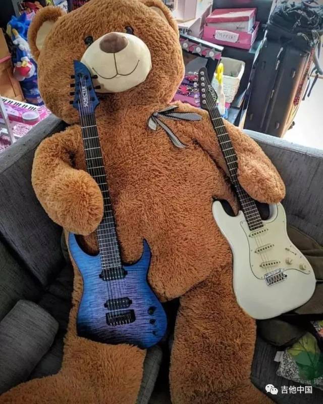 春日里的俊朗之风 - nick johnston 与他的原子雪