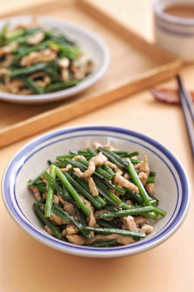 韭花,欲开未开时,是最香--韭菜苔炒肉丝【孔老