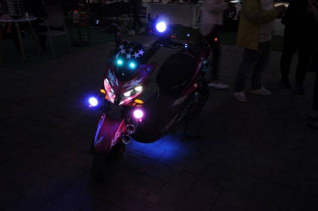 爱玛电动车怎么样带你领略极客之夜