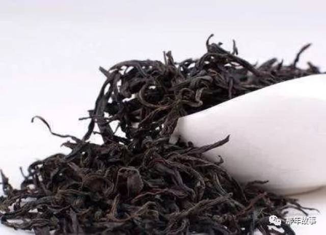 正山小种：一道神秘而典雅的红茶之旅