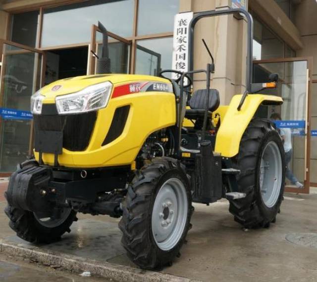 东风井关翼农en604拖拉机:一袭黄色的风衣 奔驰在希望的田野上