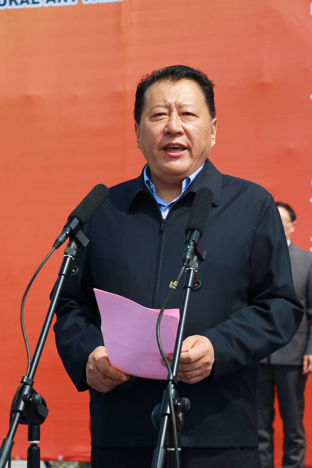 中共青州市委副书记,青州市人民政府市长鞠立强主持
