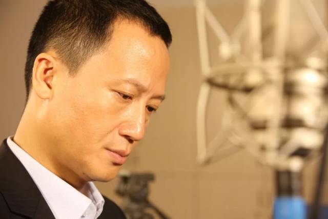 余钢:诗歌是生活中最美好的东西|企业家夜读