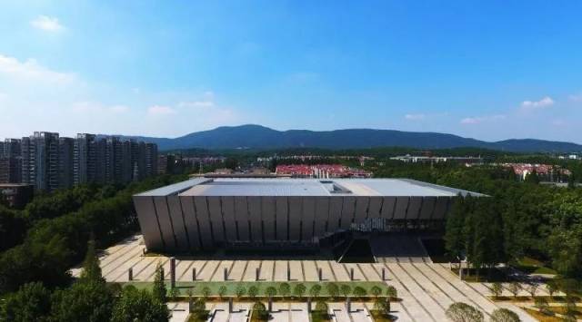 南京 / 南京理工大学体育馆