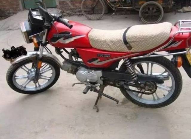 【分享】90年代花2万多买台摩托车才叫"壕",你骑过的老车是哪台?