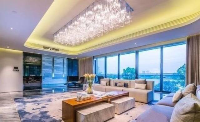 广州富人区大曝光,原来贫穷不止限制了我的想