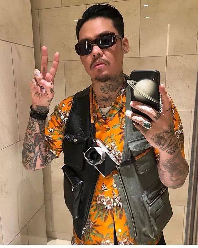 花衬衫究竟该怎么穿,才不会像社会大哥?